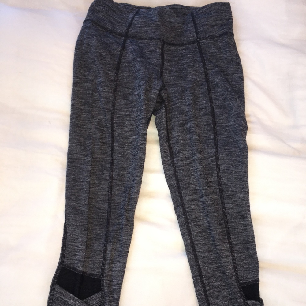 Grey athlete leggings